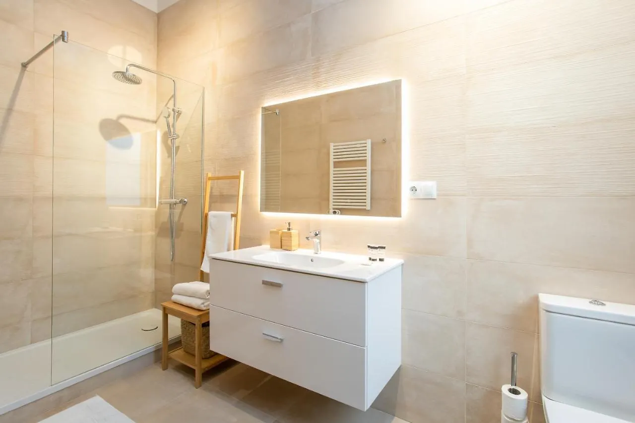 Canela Homes Barcelona Marina 0*,